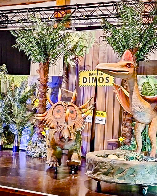 RenzFamily_Dinoshow_Bild1